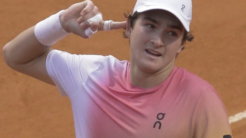 João Fonseca domina De Jong e avança à terceira rodada de Wimbledon