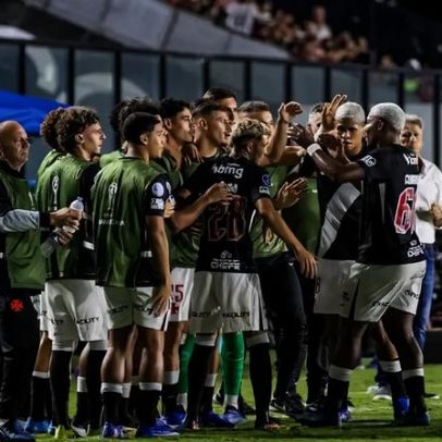 Vasco tem lista de jogadores que podem deixar o clube sem custo