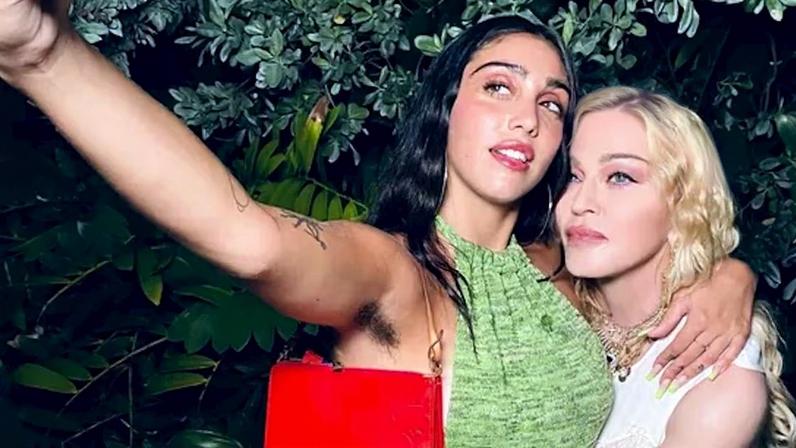 Madonna grava música com sua filha para curar relacionamento entre elas