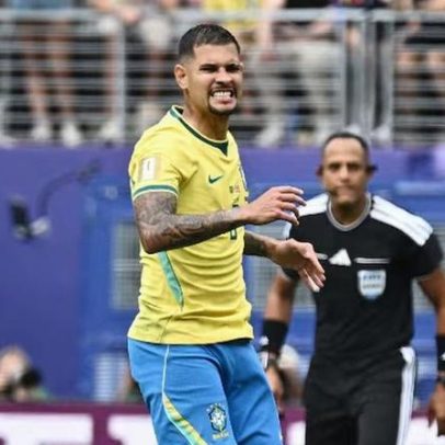 Bruno Guimarães perde primeiro pênalti da carreira contra a Noruega