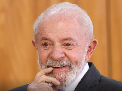Lula declara patrimônio de R$ 4,7 milhões ao TSE
