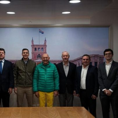 Luciano Hang é recebido pelo presidente do Paraguai e avalia expandir a Havan