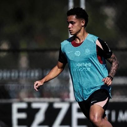 Diniz promove jovens da base do Corinthians a treinos com o elenco profissional