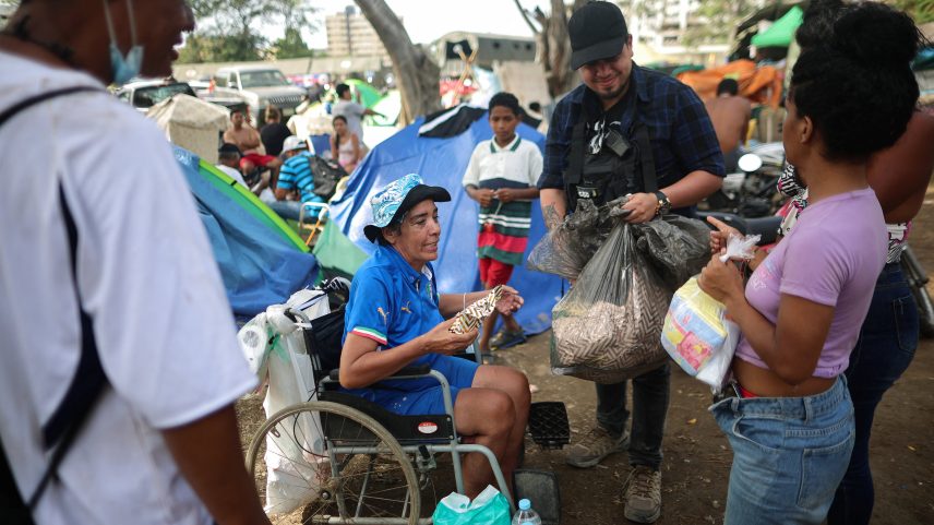 Carregamento inclui 250 mil doses de vacina antirrábica canina
