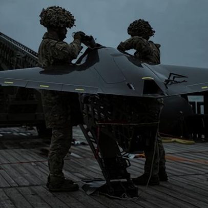 Marinha britânica testa drone de ataque no mar