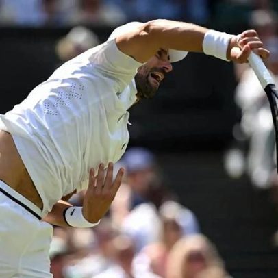 A maestria do saque de Djokovic mantém mais recordes históricos do tênis em vista
