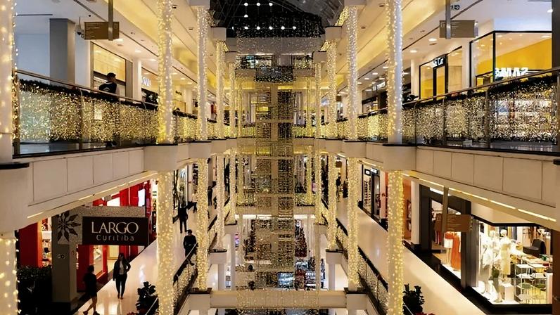 Localizado no centro da capital paranaense, o empreendimento teve um cap rate de 9,25% na operação de compra pelo CPSH11