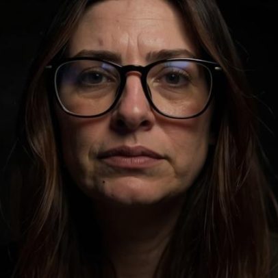 Professora relata desabafo após aluno colocar vidro em água