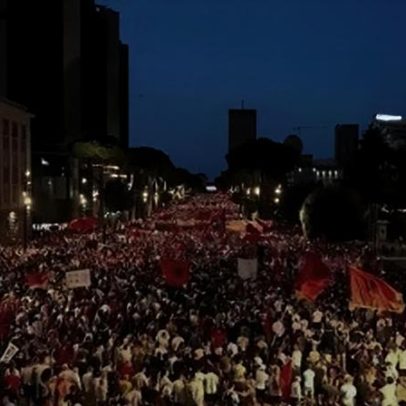 Milhares protestam na Albânia pedindo a renúncia do premiê