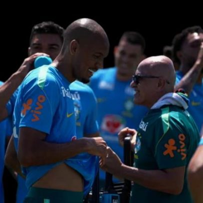 Brasil treina sob calor intenso em New Jersey, Raphinha continua em recuperação