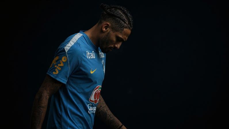O atacante sofreu uma lesão na parte posterior da coxa direita durante a vitória por 3 a 0 sobre o Haiti