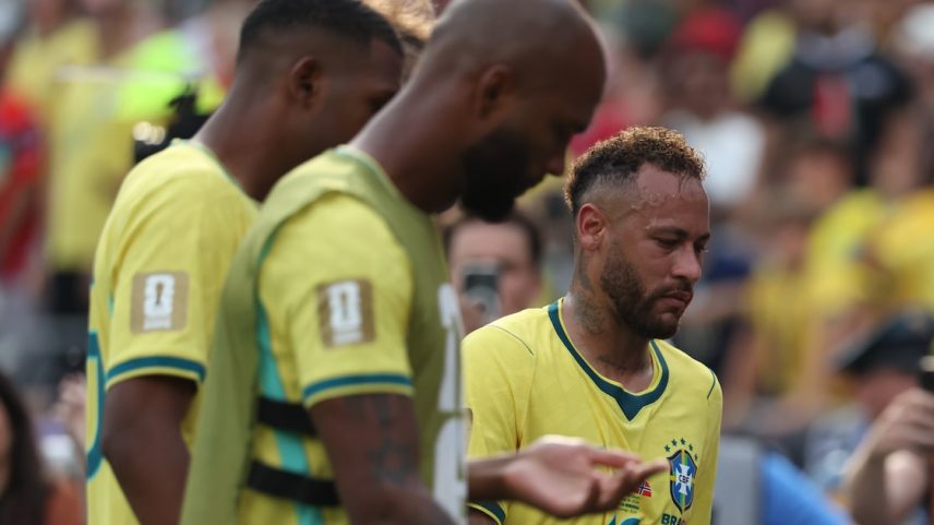 Seleção brasileira caiu diante dos noruegueses por 2 a 1, adiando o sonho do hexacampeonato