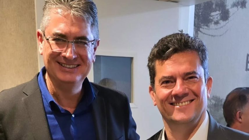 Presidente da Câmara de Ponta Grossa idealizou título de cidadão honorário a André Vargas, condenado por Moro quatro anos depois; procurado, senador diz que homenagem foi ‘muito antes da condenação’