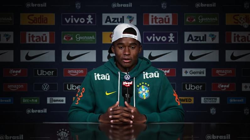 O atacante da Seleção Brasileira rasgou elogios ao técnico Carlo Ancelotti antes do confronto das oitavas de final da Copa do Mundo FIFA contra a Noruega.