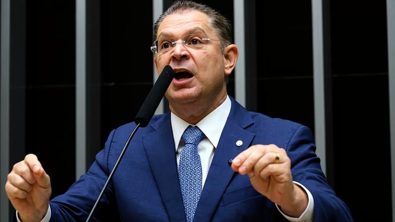 DEMAGOGIA - Sóstenes: oposição tentou emplacar jornada 4x3 (Kayo Magalhães/Câmara dos Deputados)