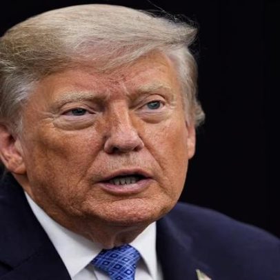 Trump chama adversários de comunistas e afirma ataque à identidade americana