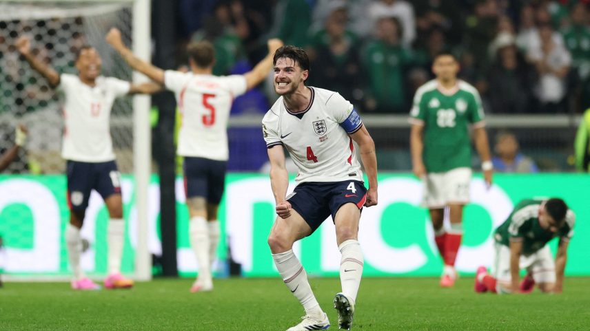 Com dois de Bellingham, Inglaterra vence México pela Copa do Mundo
