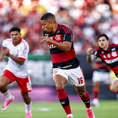 Com gol e assistência de Lino, Flamengo vence Benfica em amistoso