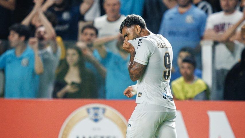Santos leva susto, vira sobre a UCV e avança às oitavas da Sul-Americana