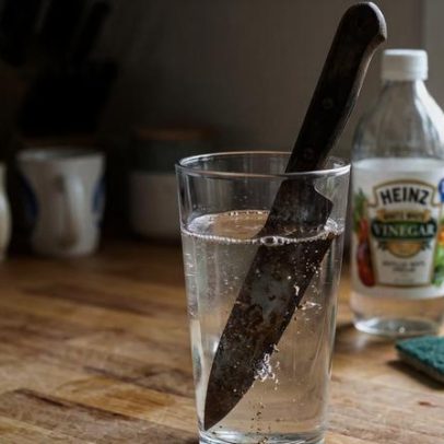 Ferrugem em utensílios de metal pode ser removida com vinagre