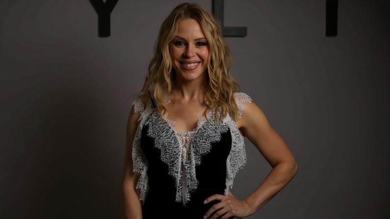 Primeiro-ministro australiano pede retratação a Kylie Minogue após polêmica