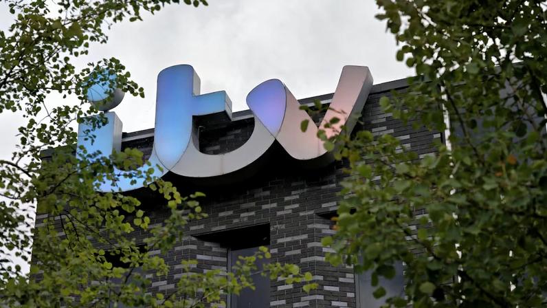 Sky compra divisão de mídia da ITV em acordo de US$ 2,1 bilhões para competir com streaming