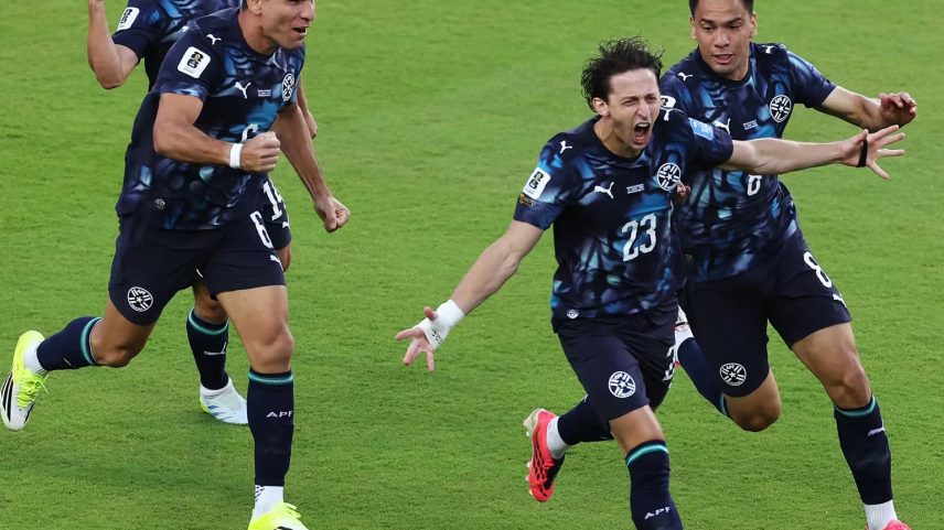 França encara Paraguai para manter campanha perfeita na Copa