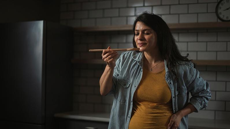 Especialistas tiram dúvidas sobre a alimentação durante a gravidez