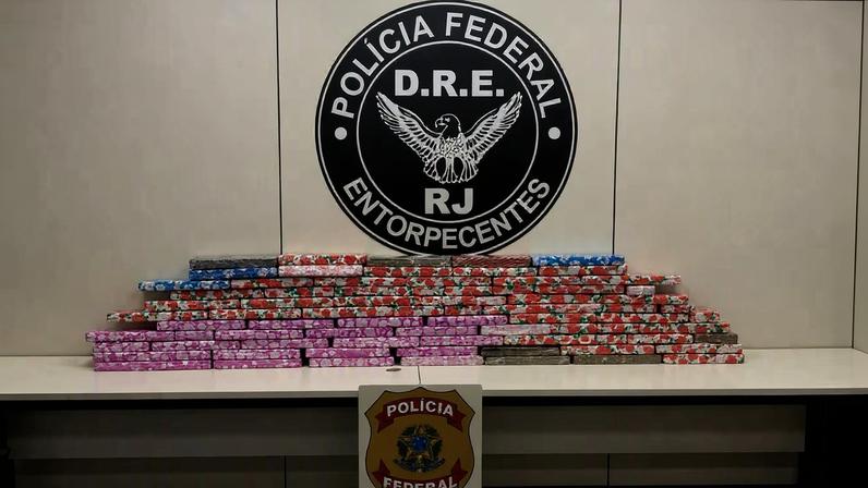 Agentes da DRE encontraram droga escondida em compartimentos no interior do veículo