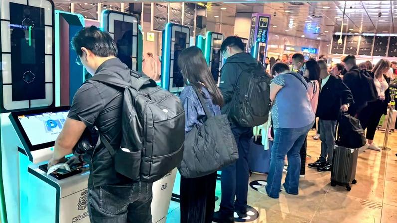 Controle aéreo francês e biometria ameaçam verão recorde no transporte