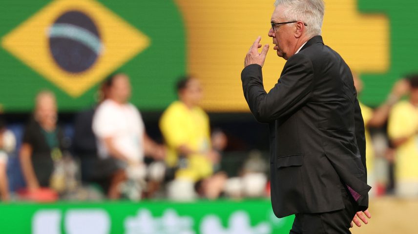 Ancelotti em Brasil x Noruega — Foto: Reuters/Caean Couto