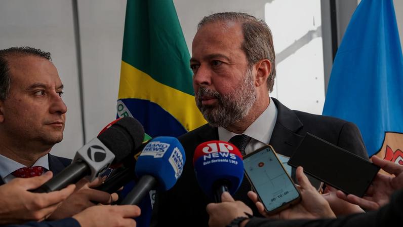 Alexandre Silveira é mineiro e um dos ministros de Lula