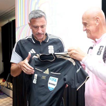 Juiz da final apitou última derrota argentina em Copas e nunca viu Espanha perder
