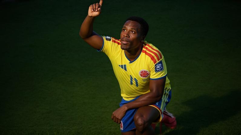 Jhon Arias comemora seu gol na vitória da Colômbia sobre Gana na Copa do Mundo de 2026