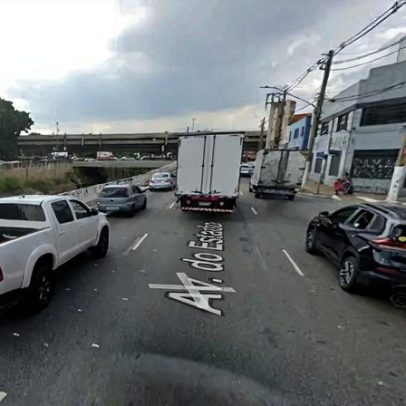 Asfalto afunda e interdita avenida no centro de São Paulo