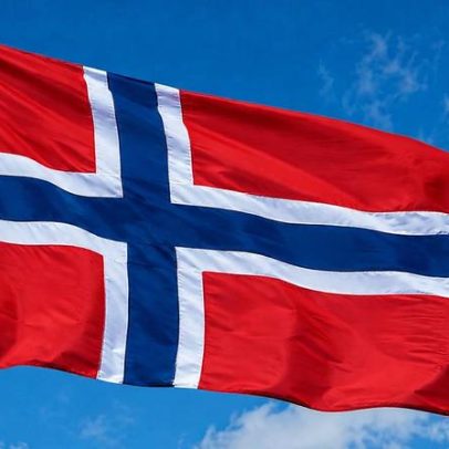 Noruega mantém petróleo forte e lidera expansão de energia limpa