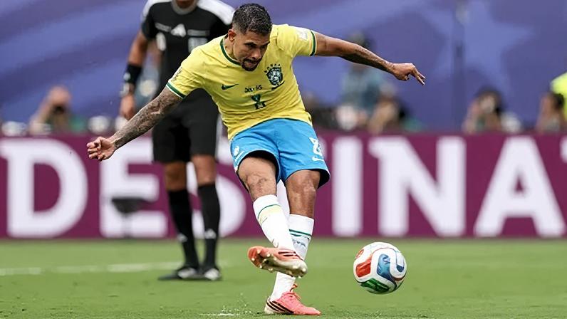 Bruno Guimarães cobra e perde pênalti em Brasil x Noruega pela Copa do Mundo