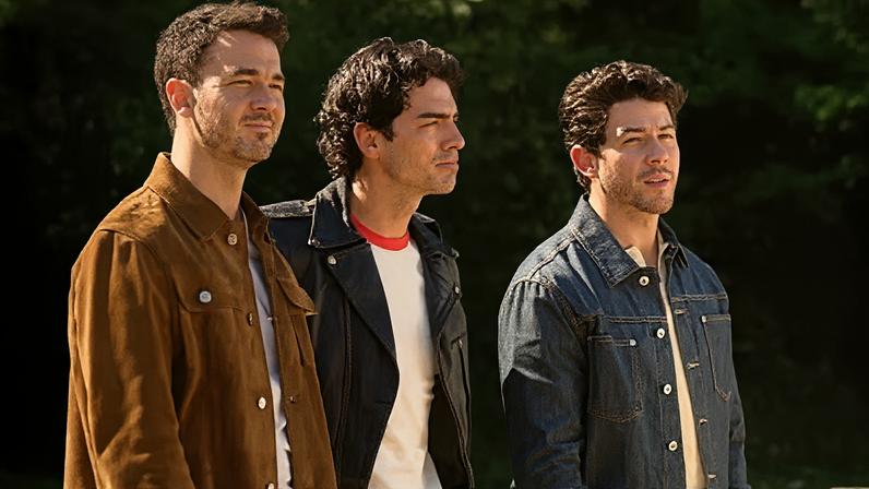 Jonas Brothers no trailer de "Camp Rock 3"