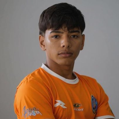Jogador de futebol e mãe são encontrados mortos após terremotos na Venezuela
