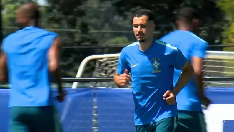 A seleção brasileira fez o último treino antes do confronto com a Noruega — Foto: Reprodução / Jornal Nacional