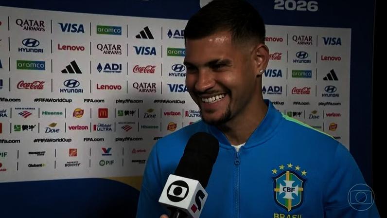 'Pronto para correr': Bruno Guimarães é o jogador que mais correu na seleção até agora — Foto: Reprodução / Jornal Nacional