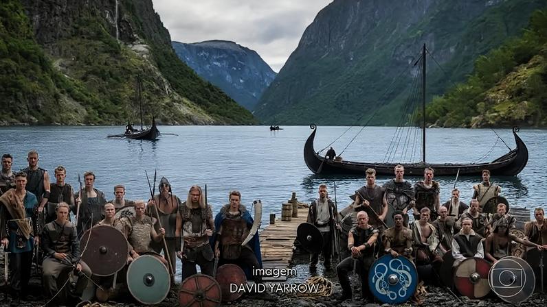 Conheça a vila onde a seleção da Noruega fez a foto oficial da Copa — Foto: Reprodução / JN