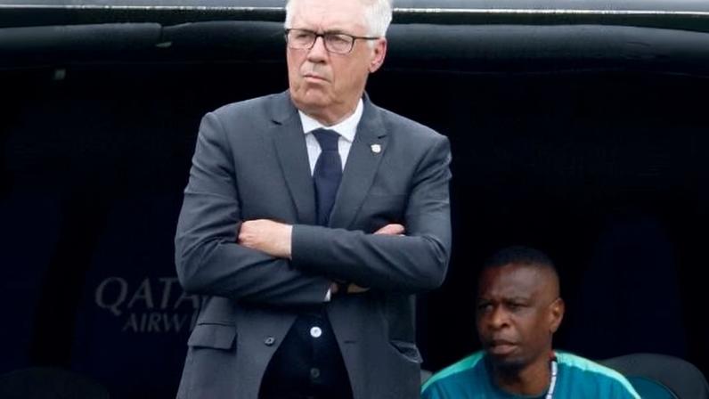Carlo Ancelotti, técnico da seleção brasileira, durante confronto com a Noruega, nas oitavas da Copa do Mundo