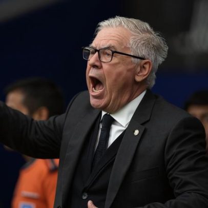 Ancelotti avalia Brasil com 7,5 na Copa e admite Neymar e Vini juntos