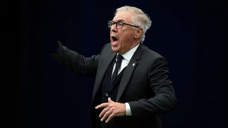 Carlo Ancelotti, técnico da seleção brasileira, durante partida de segunda fase contra o Japão