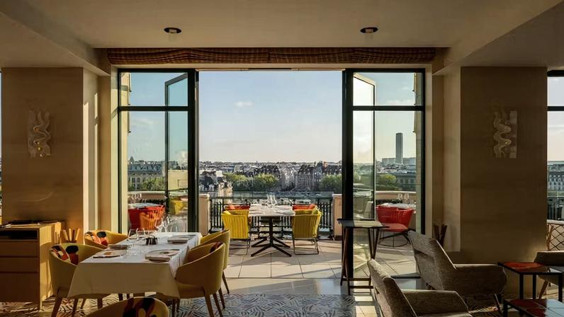Le Tout-Paris, Cheval Blanc Paris: o estrelado parisiense