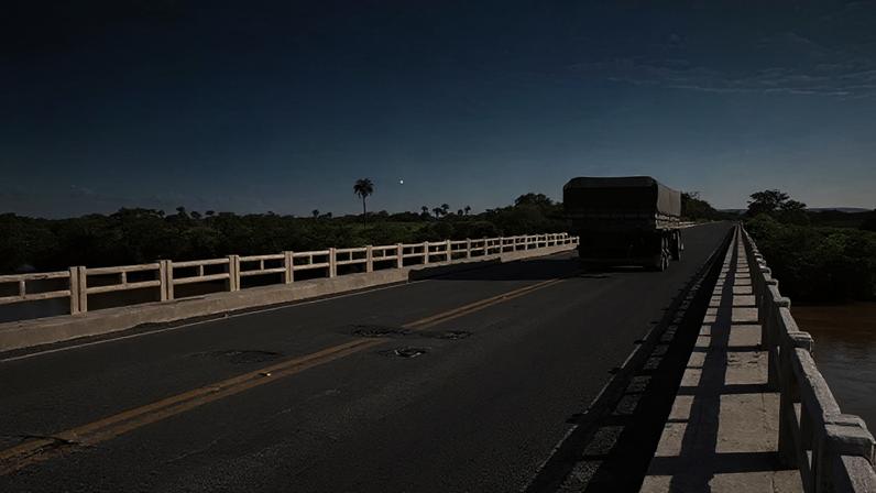Restrição vale para caminhões com Peso Bruto Total (PBT) superior a 10 toneladas