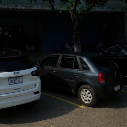 Briga de varredoras: agressão com cabo de vassoura e ameaça de morte em MG