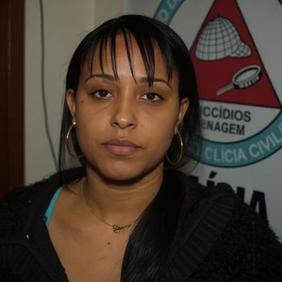 Ex-mulher do goleiro Bruno é internada após três dias desaparecida