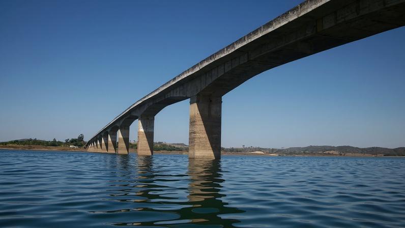 Ponte Quincas Mariano, entre Minas Gerais e Goiás, passará por intervenções